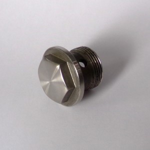 Dolna śruba magistrali olejowej, 26x1,5mm, nierdzewna, Jawa 500 OHC 01, 02