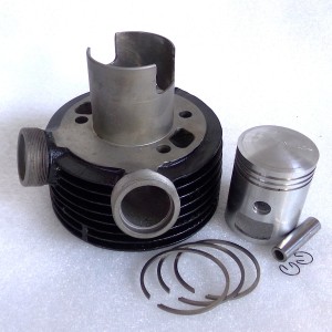 Cylinder + tłok 67.00/15, oryginał, po renowacji, Jawa 250 Kyvacka