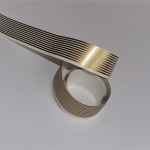 Naklejki, złote paski, 1.5mmx150cm, Jawa, CZ